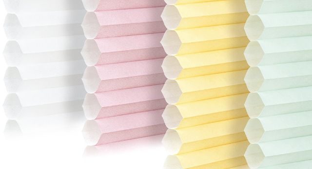 吹抜け窓のカーテンの必要性