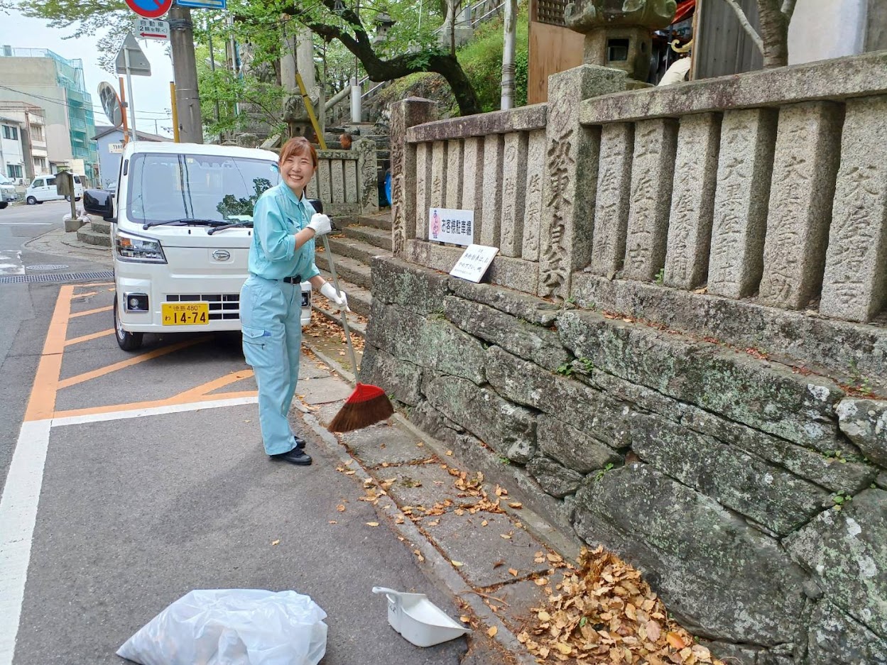 3倍掃けるホウキ「くじらのしっぽ」　株式会社エムズ