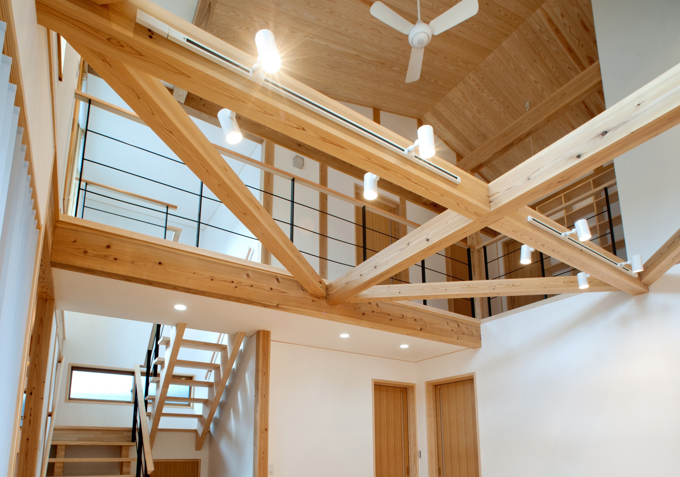 吹抜けの魅力　株式会社エムズ