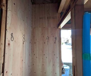 徳島　工務店　エムズ　自然素材　体に優しい　家作り　リフォーム　木造　新築　工事　家具工事　現場　コンクリート　コンクリート工事　基礎　基礎工事　断熱工事　断熱材　セルロース　デコス　現場監督　木材　大工　大工さん　棟梁　ダンプカー　仕上げ　掃除　綺麗　内装　内装工事　和紙　和紙クロス　畳　和風　和モダン　左官　左官工事　左官屋さん　板金工事　板金屋さん　お寺　清水寺　軽トラ　漆喰　左官仕上げ　鉄筋　型枠組　墨出し　ポンプ打ち　熱い　設計　設計仕　子供に優しい家作り　子供　ママ　ママ目線　家事　家事動線　アイデア　水切り　パパ　パパの隠れ家　隠れ家　趣味　趣味部屋　外構　外構工事　駐車場　珪藻土　シロアリ工事　エアコン　エアコン工事　タイル　洗面　洗面室　洗濯　パントリー　玄関　ユニットバス　TOTO　タカラ　パナソニック　インテリアファン　循環　換気　同時給排　カウンター　机　銘木　銘木机　サンダー磨き　オスモ　リボス　足場　仮設　塗装工事　養生　衛生器具　ウォシュレット　呼吸する家　ソファ　ベッド　収納　配線　配線工事　鏝　鉋　ノコギリ　金槌　上棟式　地鎮祭　上棟　手伝い　美装　タイル　タイル工事　納まり　打合せ　色見本　サイディング　デラクリート　樋　ジョリパッド　コーキング　軒天　ケイカル　子育て　豪華　落ち着く　奥ゆかしさ お引き渡し　引っ越し　くつろぐ　漏水工事　漏水　施工　業者　こだわり　トイレ　手洗い器　コンセント 桧　杉　メープル　無垢フローリング　蜜蝋　結露　結露しない　カーテン　カーテン工事　自宅　コテージ　ガレージ　カーポート　テラス　床鳴り　梁　化粧梁　足場　差し金　土間コンクリート工事　玄関ドア　断熱玄関　玄関　勝手口　リノベーション　内窓　インプラス　シロアリ工事　上棟　断熱性能　気密　ウッドデッキ　セランガンバツ　掘方　砕石敷き均し　気密点検口　床下点検口　天井点検口　コンセント　スイッチ　足元灯　階段　手摺　手摺取付　コーキング　コートライン　銘木テーブル　ホッとする　お餅投げ　紅白幕　お祝い　モルタル塗り　セメント仕上げ　解体工事　復旧工事　庇造作　窓枠造作　建具枠造作　気抜き取付　予算管理　品質管理　工程管理　工程表　コロナ　コロナ対策　コロナ渦　フェンス　　