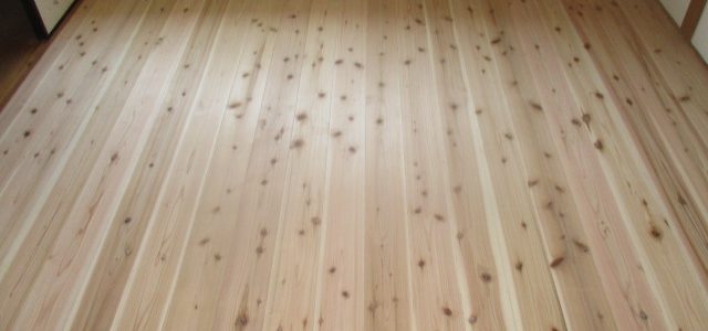 徳島　工務店　エムズ　自然素材　体に優しい　家作り　リフォーム　木造　新築　工事　家具工事　現場　コンクリート　コンクリート工事　基礎　基礎工事　断熱工事　断熱材　セルロース　デコス　現場監督　木材　大工　大工さん　棟梁　ダンプカー　仕上げ　掃除　綺麗　内装　内装工事　和紙　和紙クロス　畳　和風　和モダン　左官　左官工事　左官屋さん　板金工事　板金屋さん　お寺　清水寺　軽トラ　漆喰　左官仕上げ　鉄筋　型枠組　墨出し　ポンプ打ち　熱い　設計　設計仕　子供に優しい家作り　子供　ママ　ママ目線　家事　家事動線　アイデア　水切り　パパ　パパの隠れ家　隠れ家　趣味　趣味部屋　外構　外構工事　駐車場　珪藻土　シロアリ工事　エアコン　エアコン工事　タイル　洗面　洗面室　洗濯　パントリー　玄関　ユニットバス　TOTO　タカラ　パナソニック　インテリアファン　循環　換気　同時給排　カウンター　机　銘木　銘木机　サンダー磨き　オスモ　リボス　足場　仮設　塗装工事　養生　衛生器具　ウォシュレット　呼吸する家　ソファ　ベッド　収納　配線　配線工事　鏝　鉋　ノコギリ　金槌　上棟式　地鎮祭　上棟　手伝い　美装　タイル　タイル工事　納まり　打合せ　色見本　サイディング　デラクリート　樋　ジョリパッド　コーキング　軒天　ケイカル　子育て　豪華　落ち着く　奥ゆかしさ お引き渡し　引っ越し　くつろぐ　漏水工事　漏水　施工　業者　こだわり　トイレ　手洗い器　コンセント 桧　杉　メープル　無垢フローリング　蜜蝋　結露　結露しない　カーテン　カーテン工事　自宅　コテージ　ガレージ　カーポート　テラス　床鳴り　梁　化粧梁　足場　差し金　土間コンクリート工事　玄関ドア　断熱玄関　玄関　勝手口　リノベーション　内窓　インプラス　シロアリ工事　上棟　断熱性能　気密　ウッドデッキ　セランガンバツ　掘方　砕石敷き均し　気密点検口　床下点検口　天井点検口　コンセント　スイッチ　足元灯　階段　手摺　手摺取付　コーキング　コートライン　銘木テーブル　ホッとする　お餅投げ　紅白幕　お祝い　モルタル塗り　セメント仕上げ　解体工事　復旧工事　庇造作　窓枠造作　建具枠造作　気抜き取付　予算管理　品質管理　工程管理　工程表　コロナ　コロナ対策　コロナ渦　フェンス　　